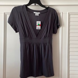 NWT Charlotte Russe v-neck tee Size Large